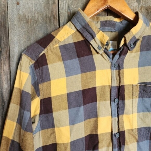 Columbia Mens Out and Back Yellow Checked Button Up Size Small - Picture 3 of 6